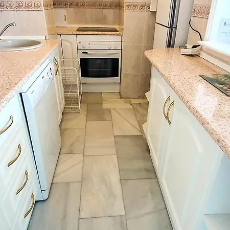 Skol 708 Fantastic 2 Bedroom For Lägenhet Marbella