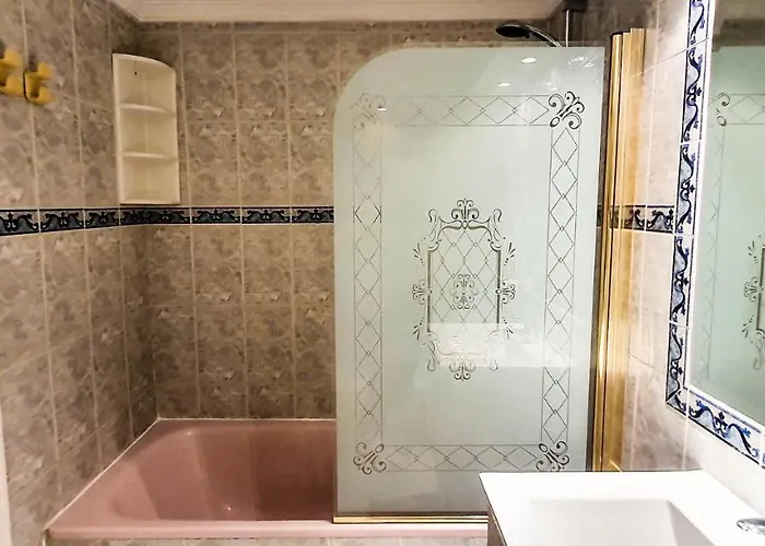 Apartment Skol 708 Fantastic 2 Bedroom For *